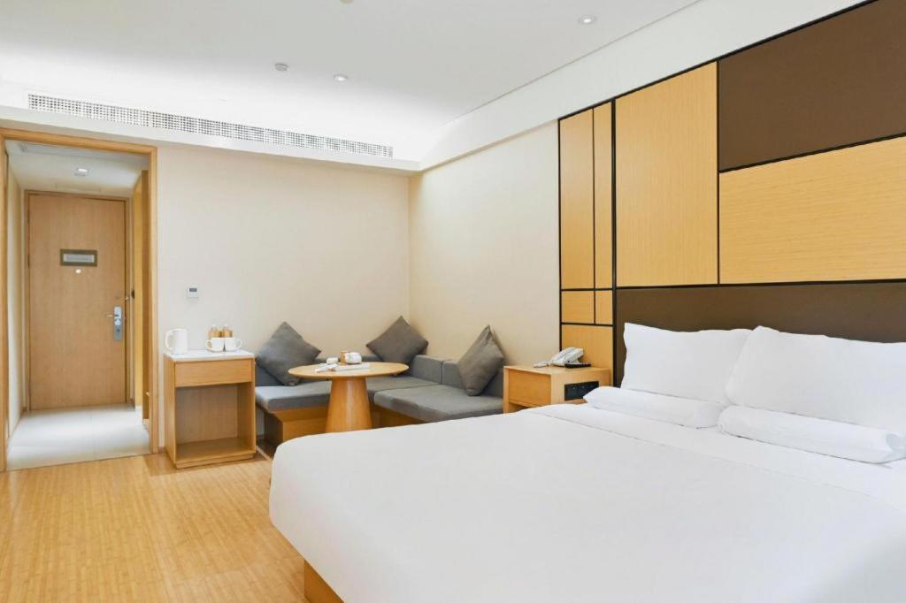 Ji Hotel Shanghai Hongqiao Yan'An XI Road Extérieur photo