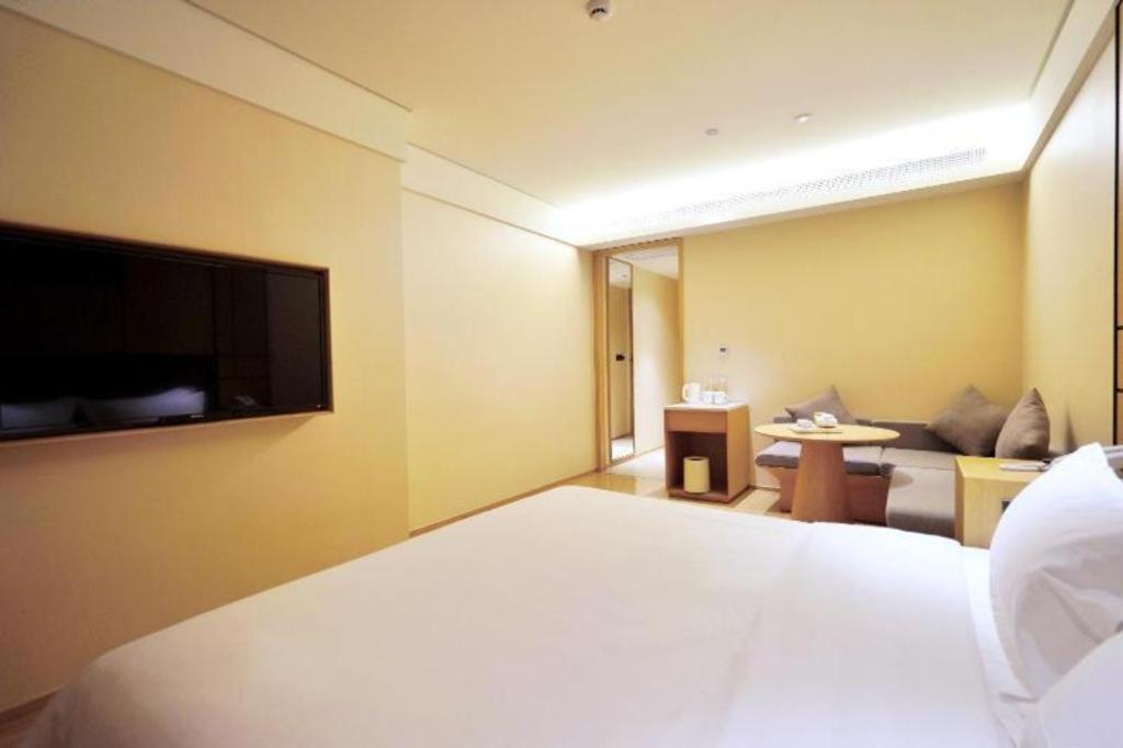 Ji Hotel Shanghai Hongqiao Yan'An XI Road Extérieur photo