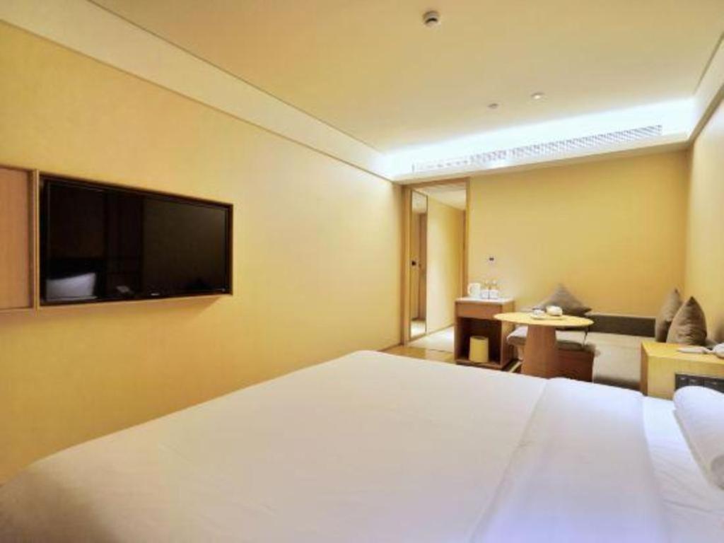 Ji Hotel Shanghai Hongqiao Yan'An XI Road Extérieur photo