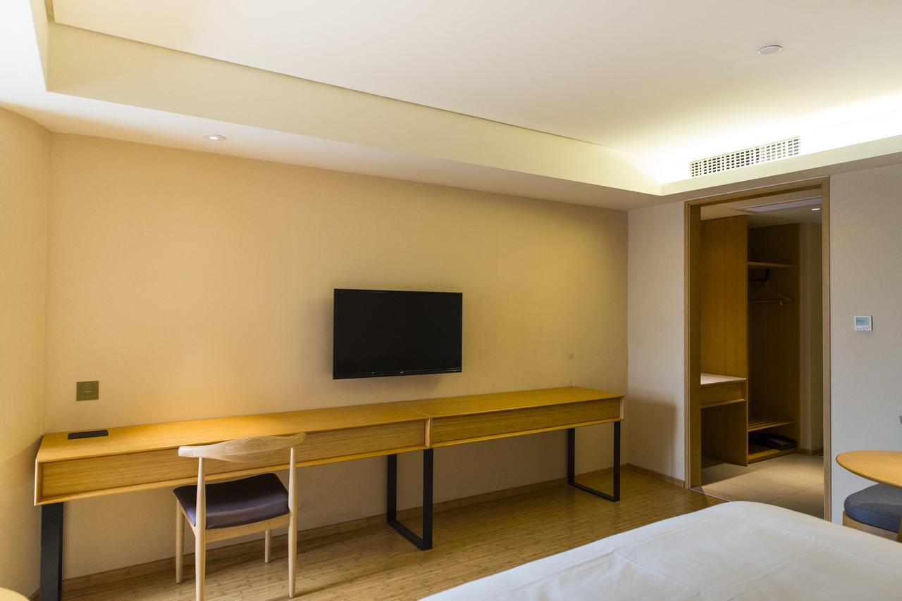 Ji Hotel Shanghai Hongqiao Yan'An XI Road Extérieur photo